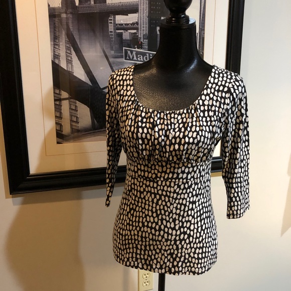 EUC Women’s Ann Taylor top - Picture 2 of 7